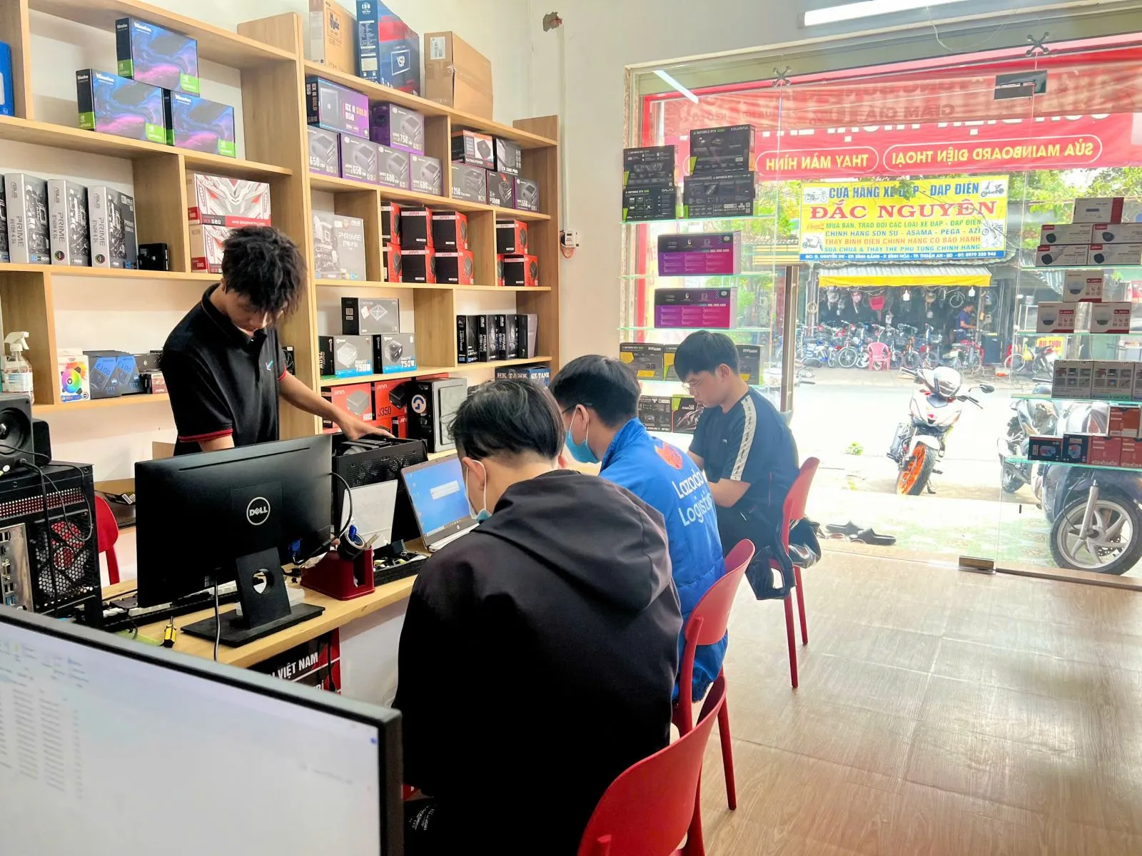Quy Trình Thay Màn Hình Xiaomi Redmi 12 Chuyên Nghiệp Tại Bình Dương Computer