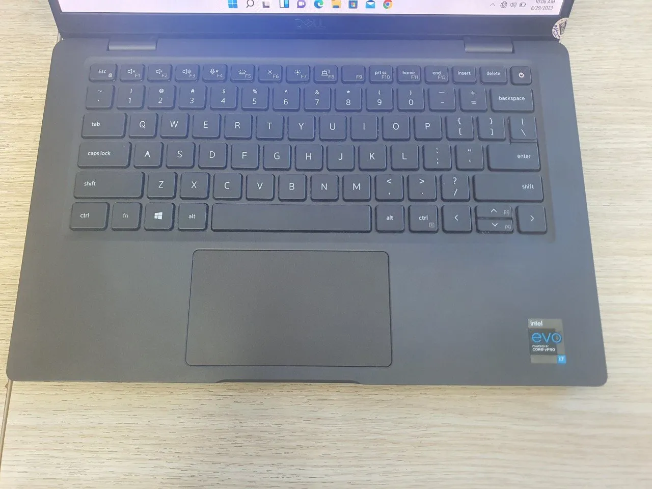 Laptop Dell Latitude giá rẻ 7320 tại Bình Dương