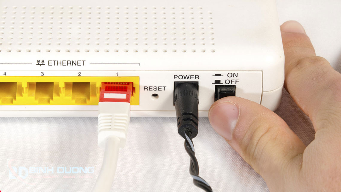 Khởi động lại Router và thiết bị sử dụng