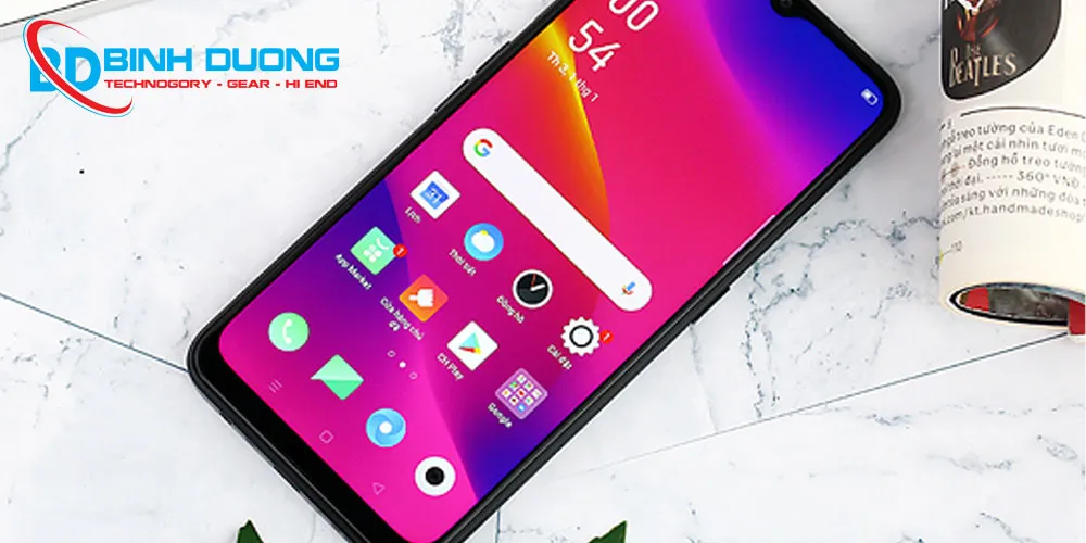 Điện thoại Oppo A5 2020 là một trong những mẫu cellphone tầm trung được ưa chuộng nhờ thiết kế đẹp