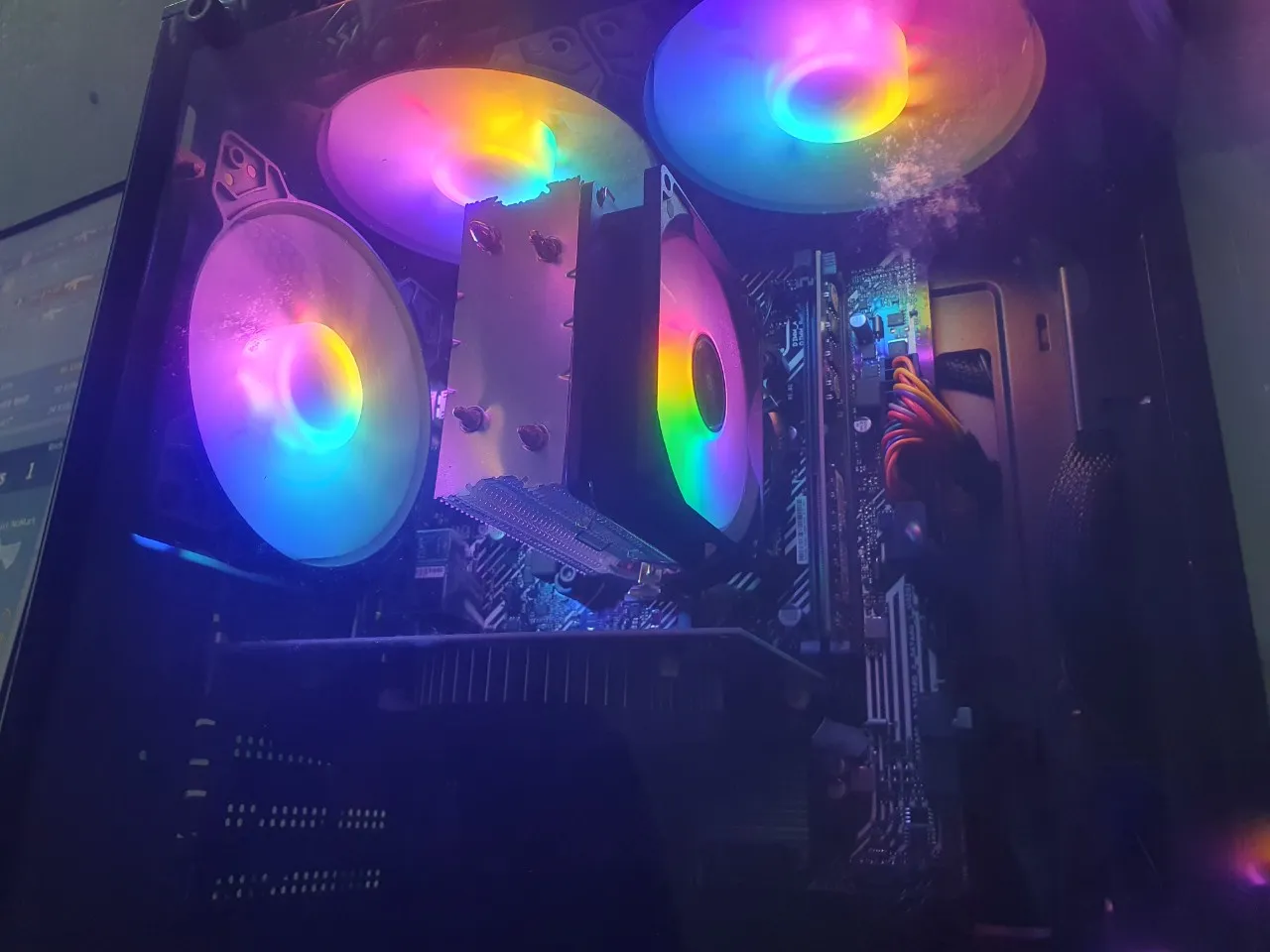 Bộ máy tính i5-11400F / 8GB / RX550 / SSD 256GB / VSP 24inch 75Hz - Giá tốt nhất - Mới 100%